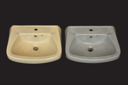 Nile 3 Wall Mounted Wash Basin